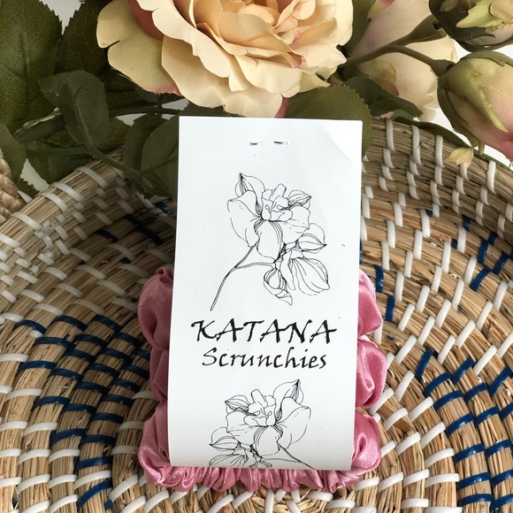 Handmade Wide Elastic Scrunchies - Picture 3 of 5